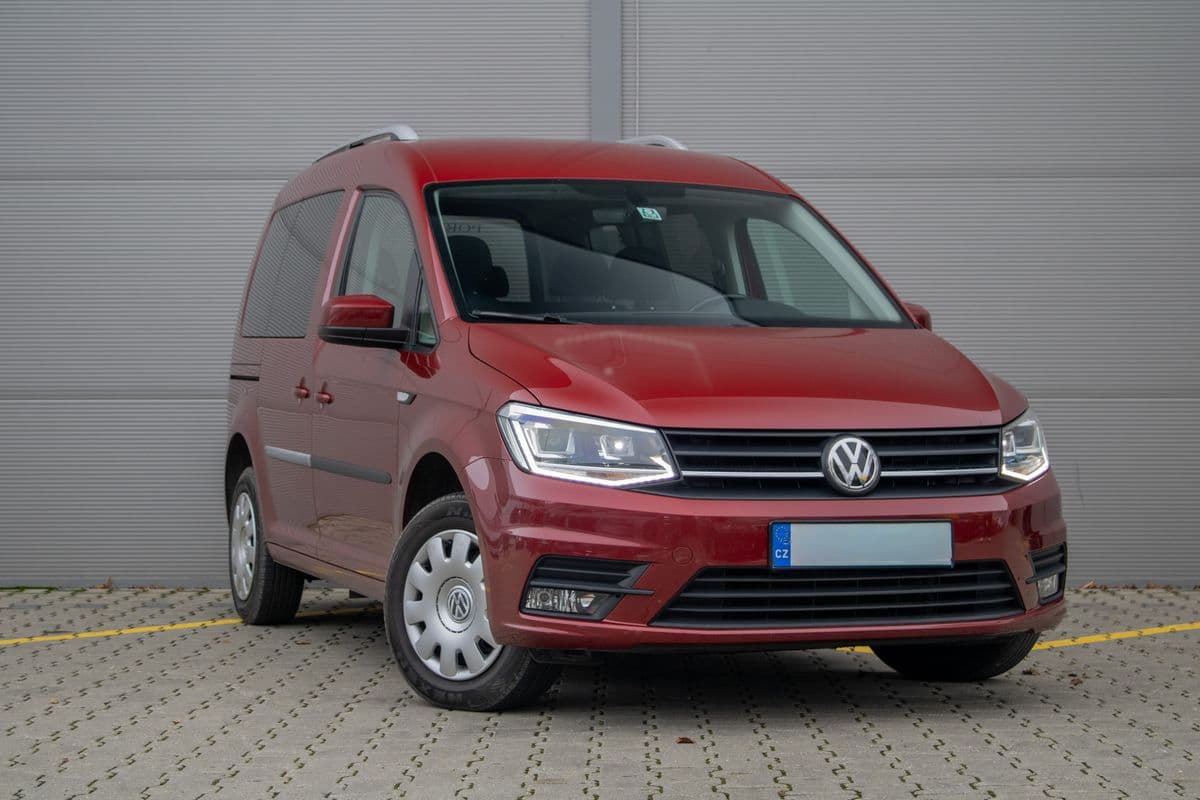 2017 Volkswagen Caddy - 3