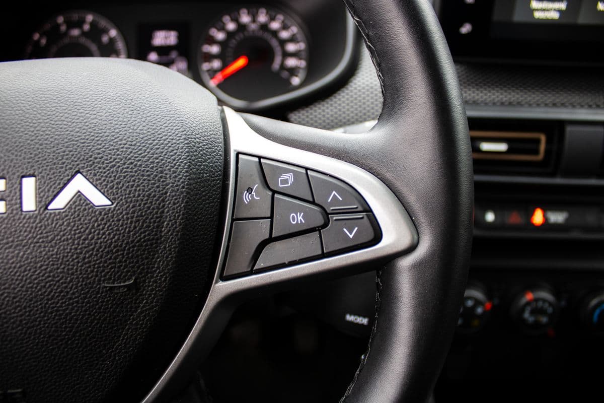 2025 Dacia SANDERO - 12