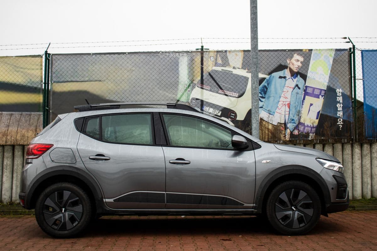 2025 Dacia SANDERO - 4
