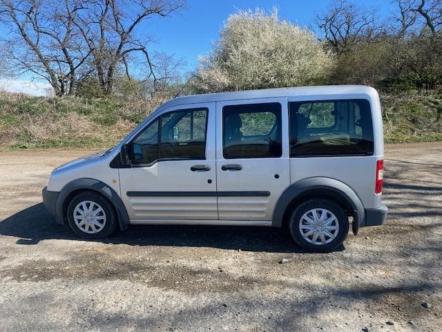 Ford TOURNEO - 7