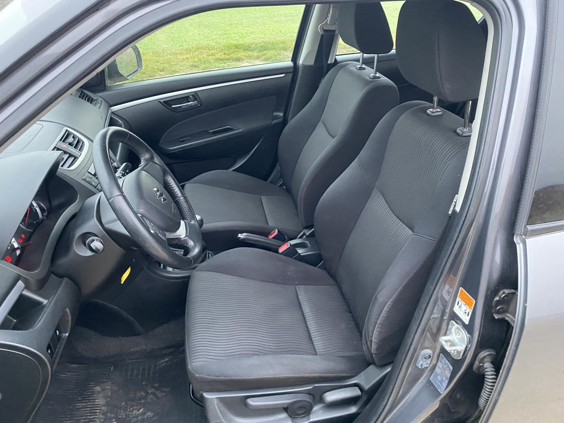 Suzuki SWIFT - 8