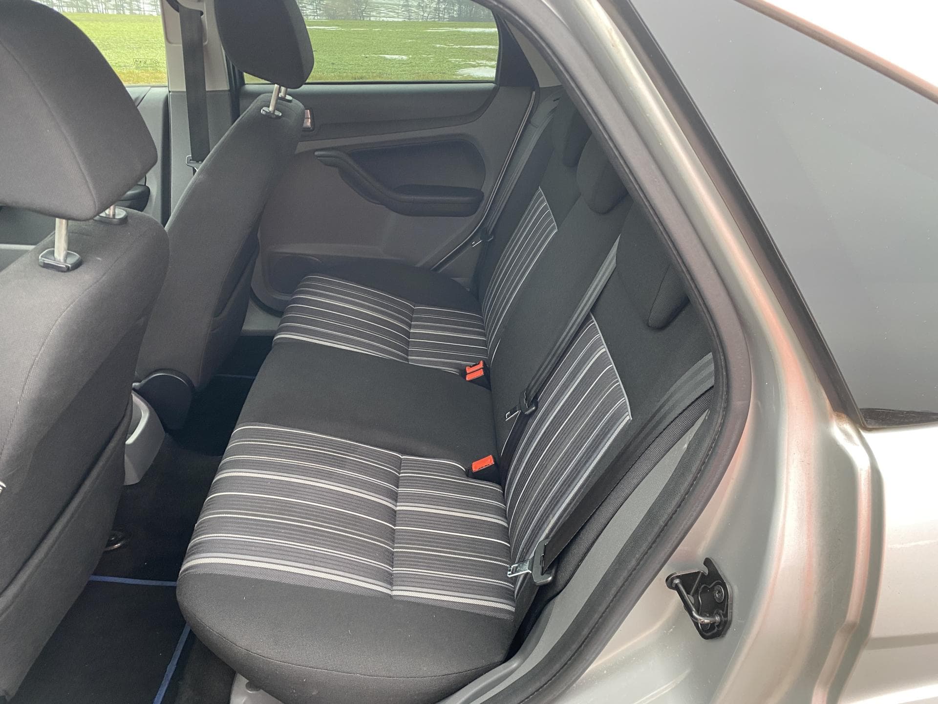 Ford FOCUS - 11