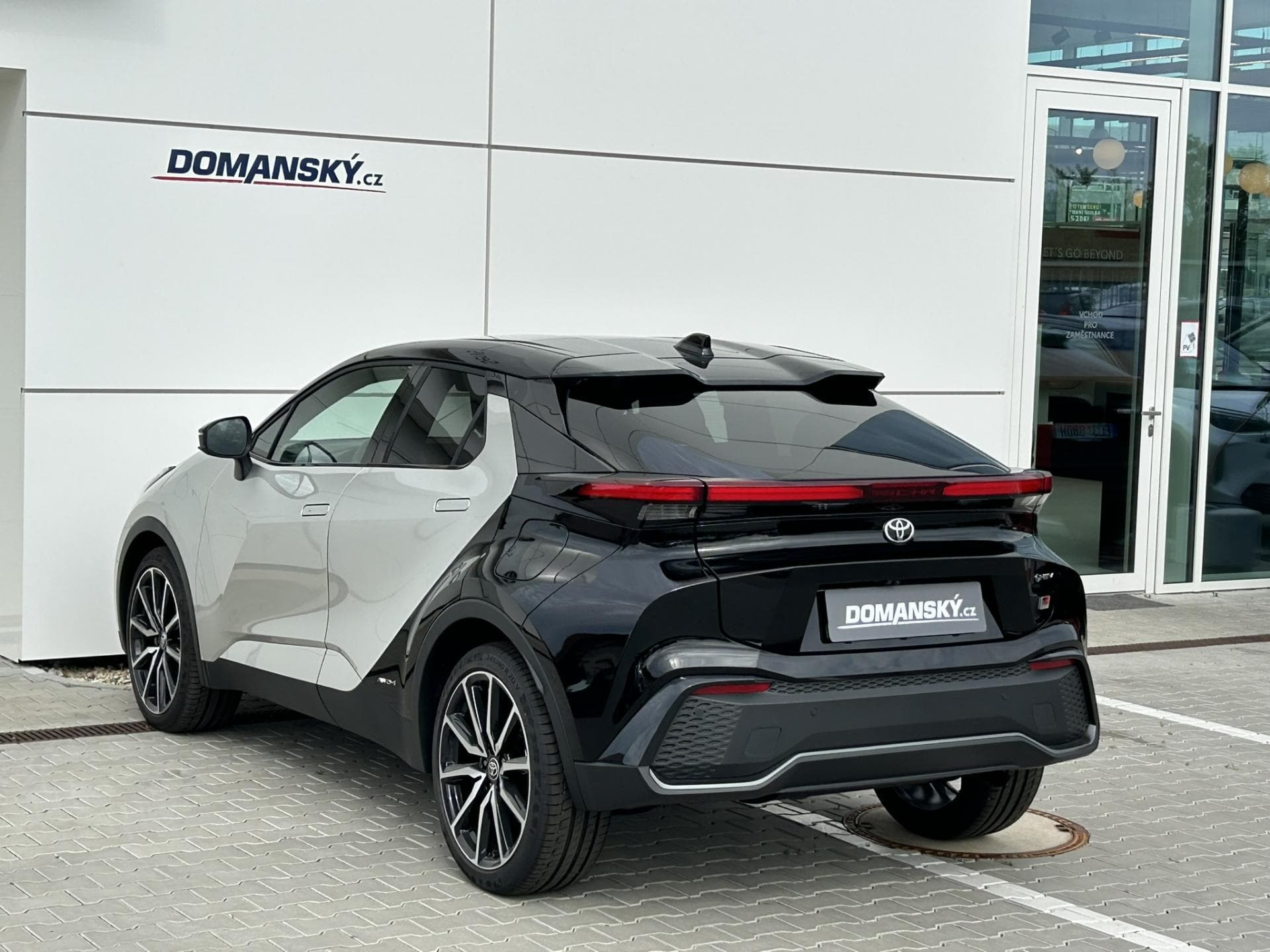Toyota C-HR - 3