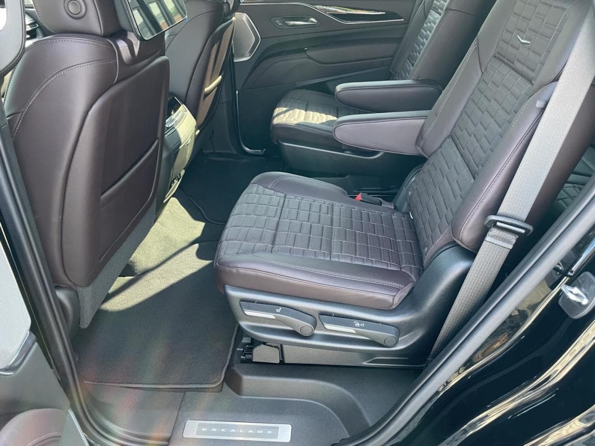 2024 Cadillac ESCALADE - 12