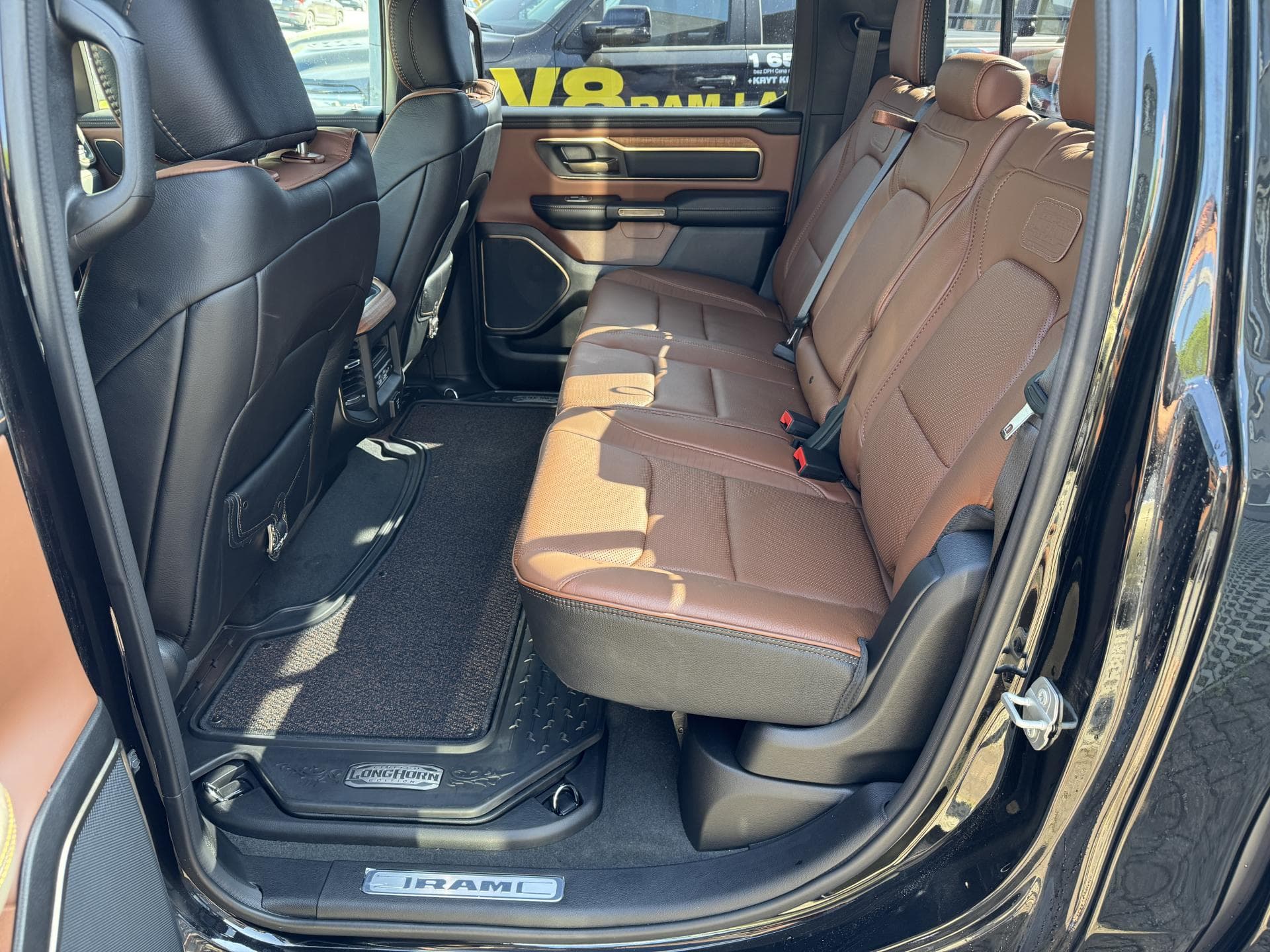 2025 RAM 1500 - 12