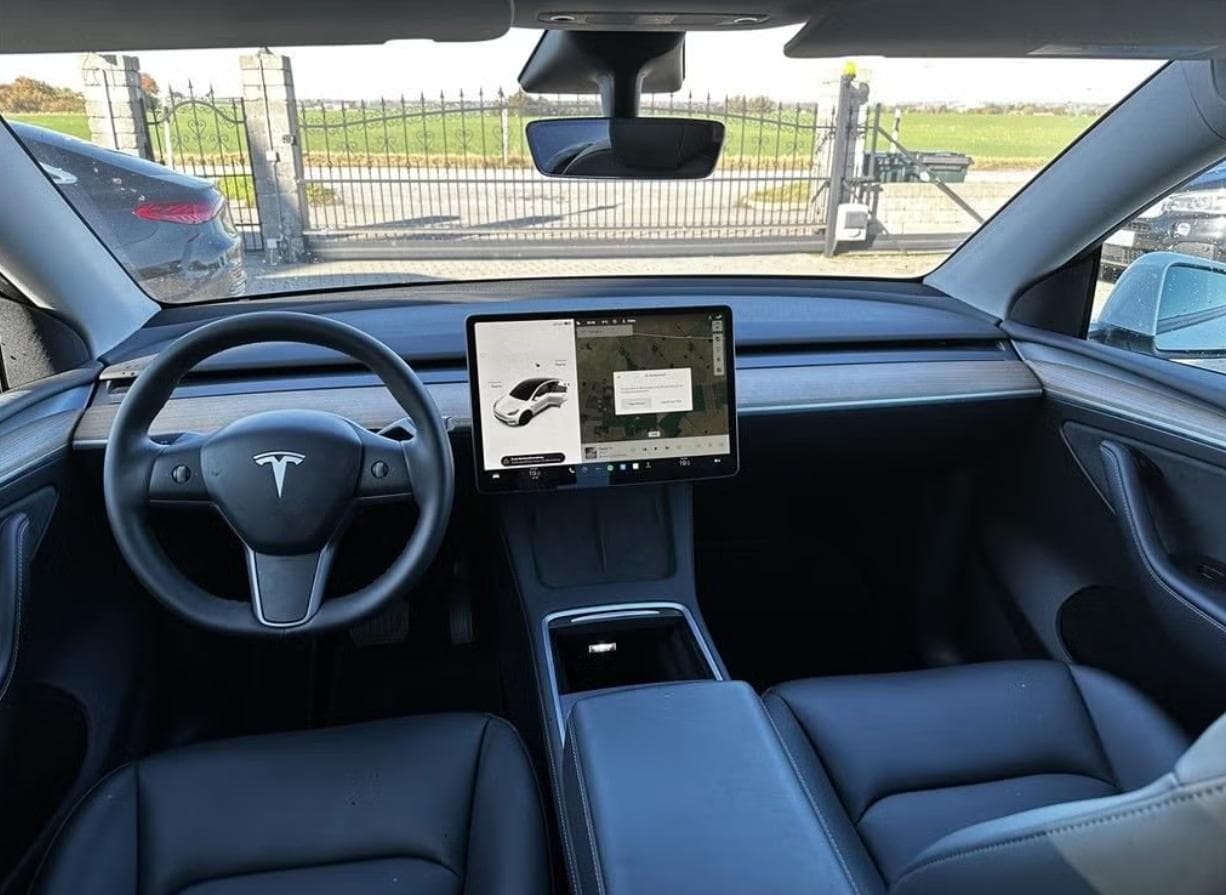 2021 Tesla MODEL Y - 4