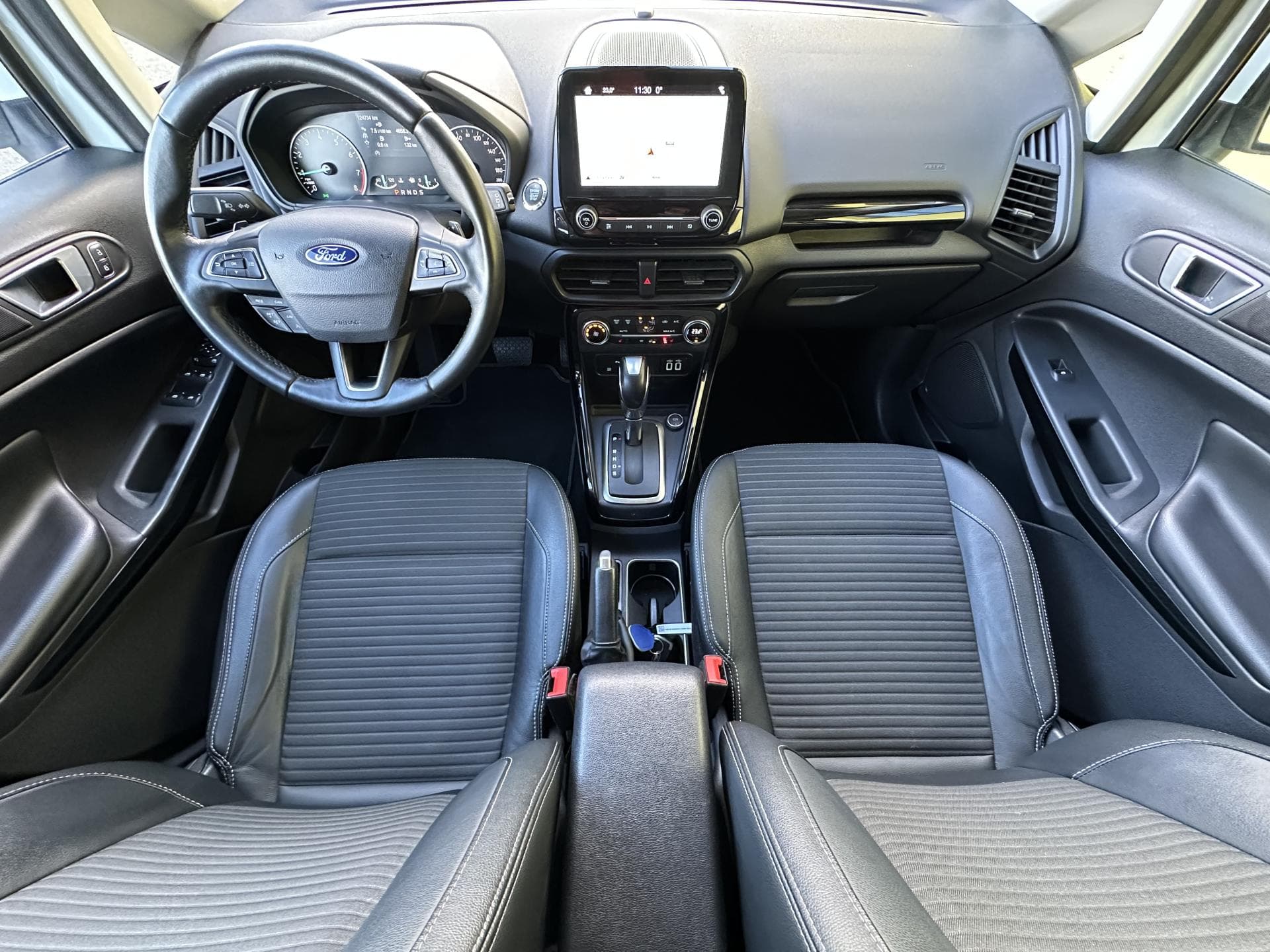 Ford ECOSPORT - 9
