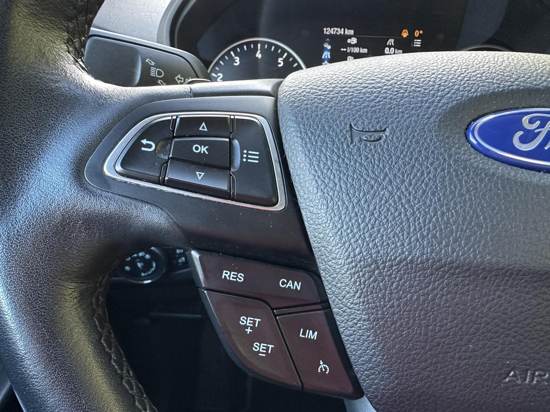 Ford ECOSPORT - 10