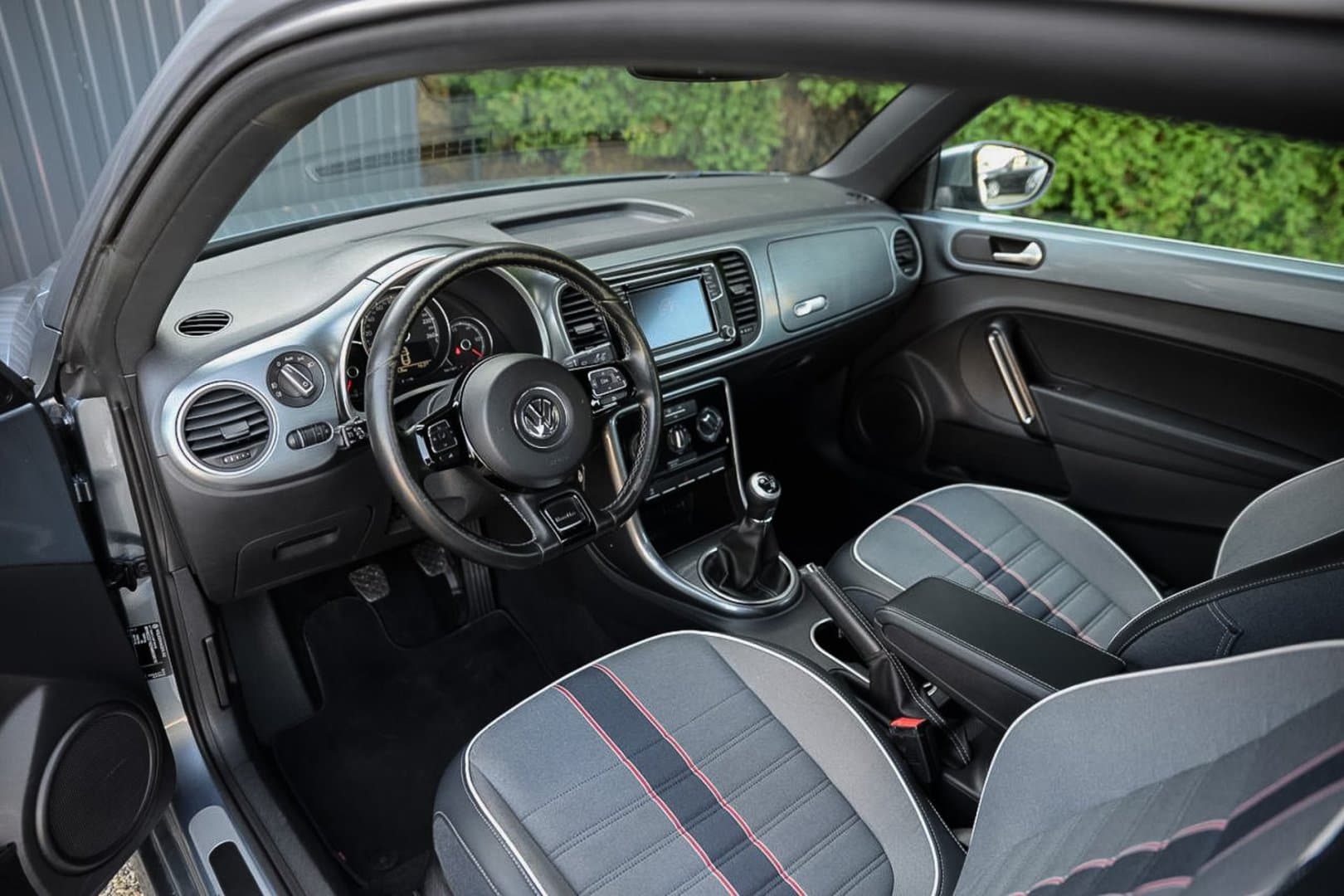 Volkswagen BEETLE - 12