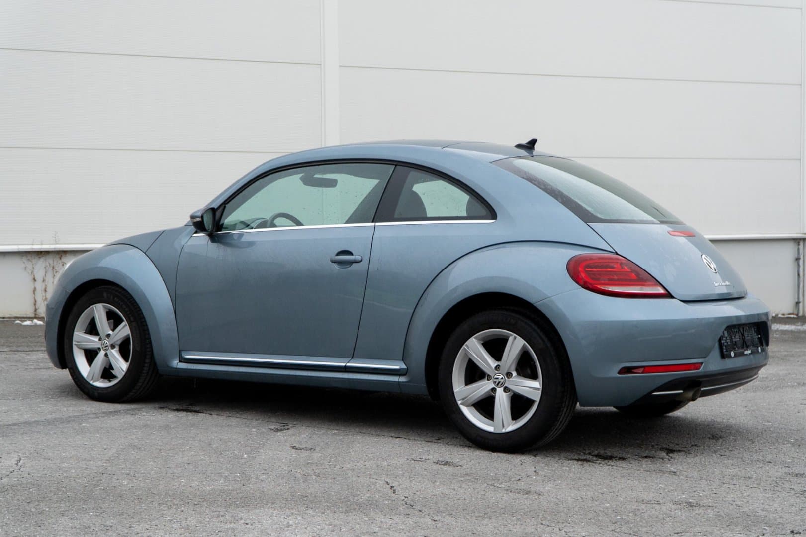 Volkswagen BEETLE - 9