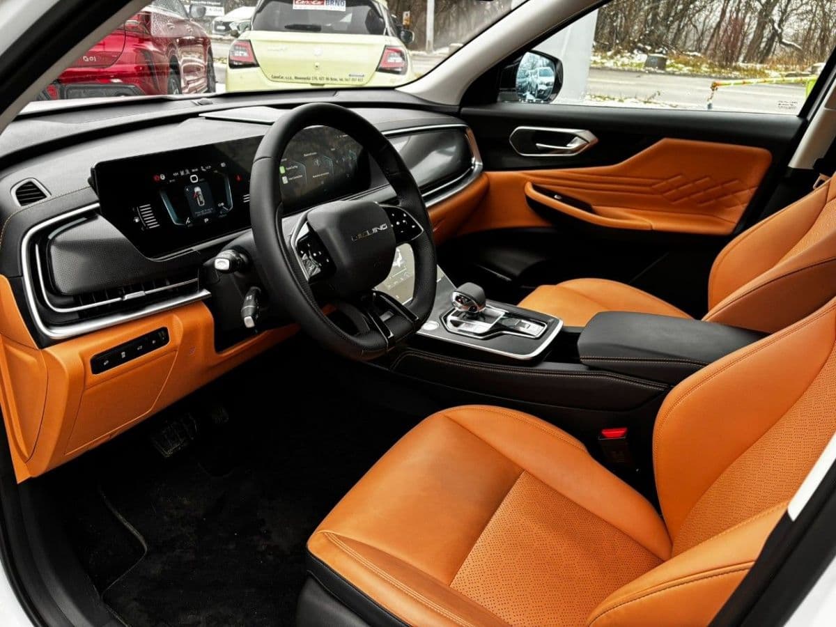2025 BAIC X7 - 11
