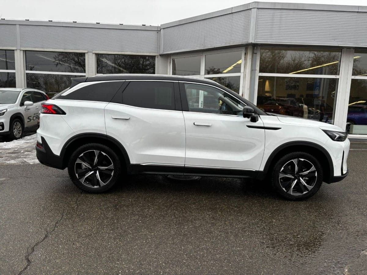 2025 BAIC X7 - 8
