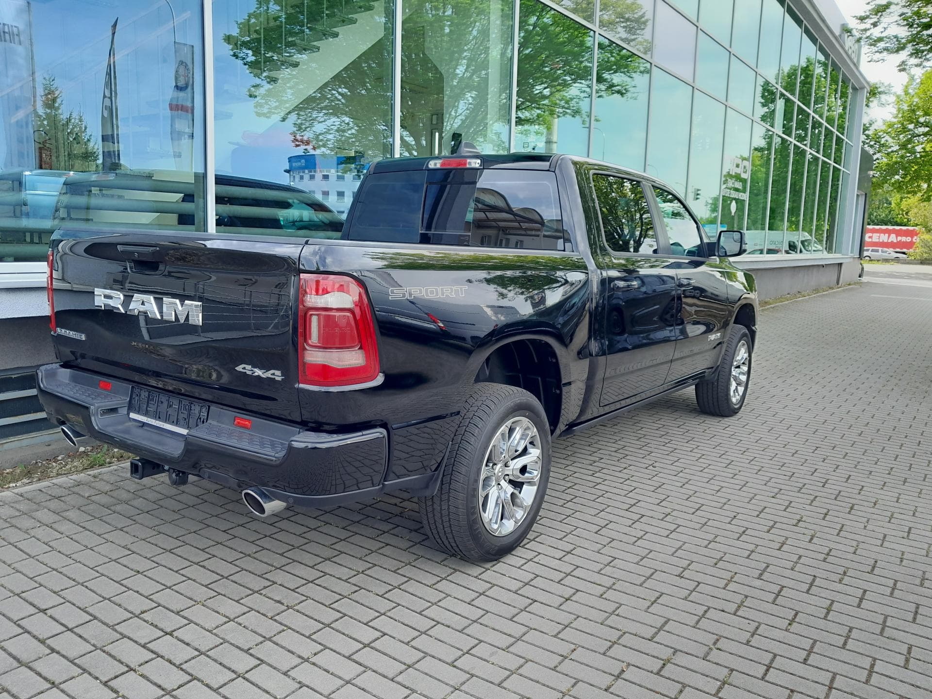 Dodge RAM - 3