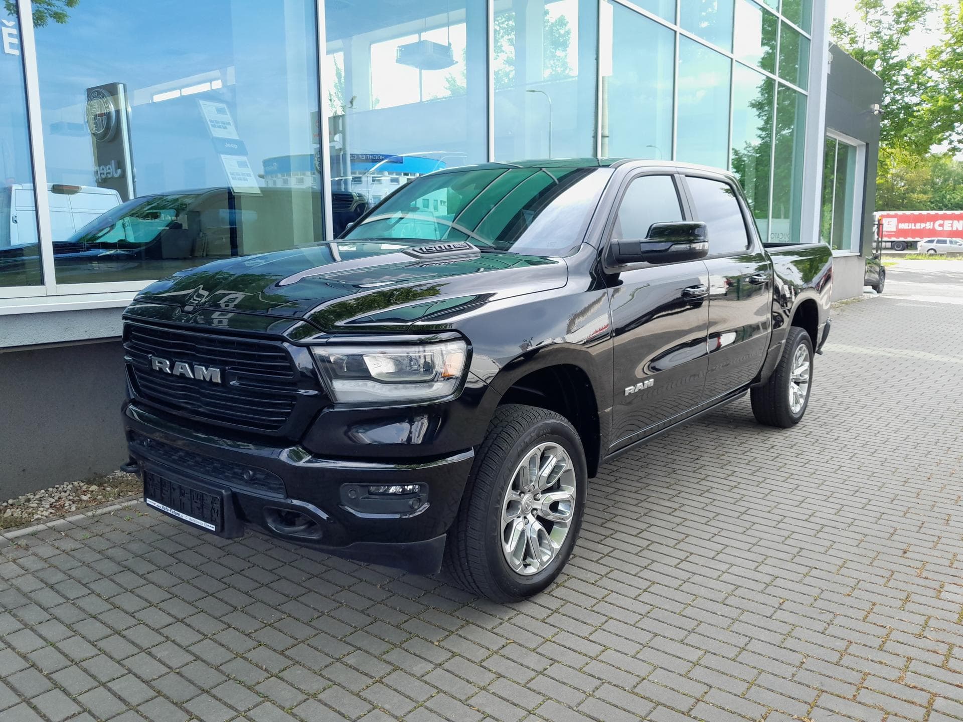 Dodge RAM - 2