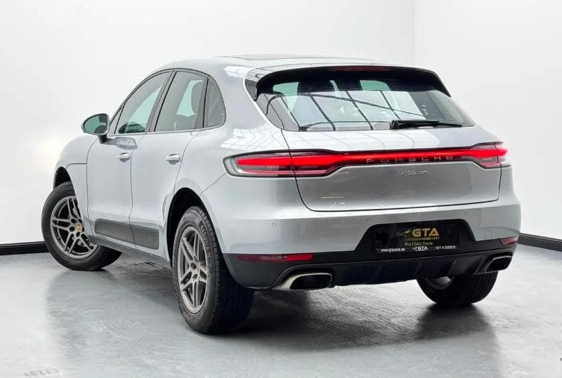 Porsche MACAN - 5