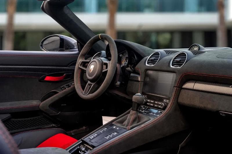 Porsche 718 - 10