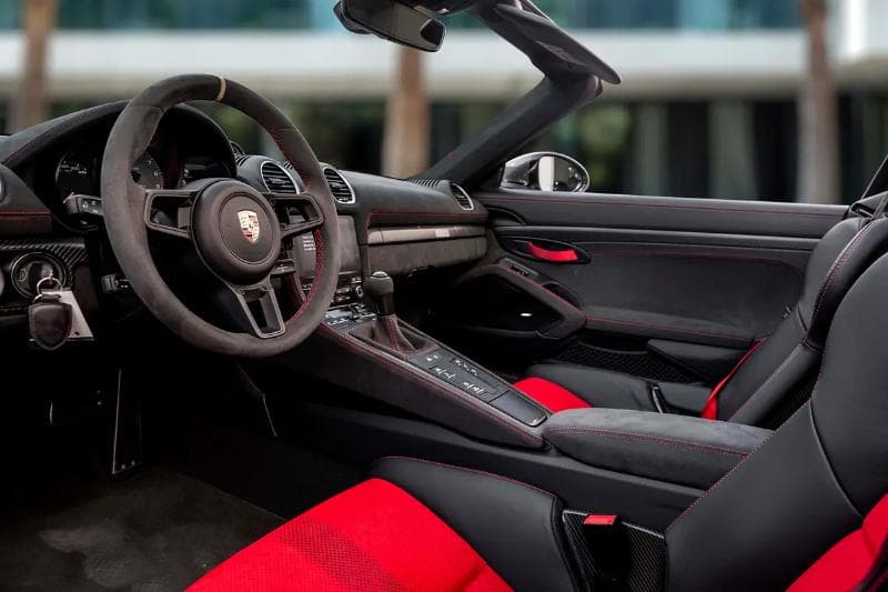 Porsche 718 - 11