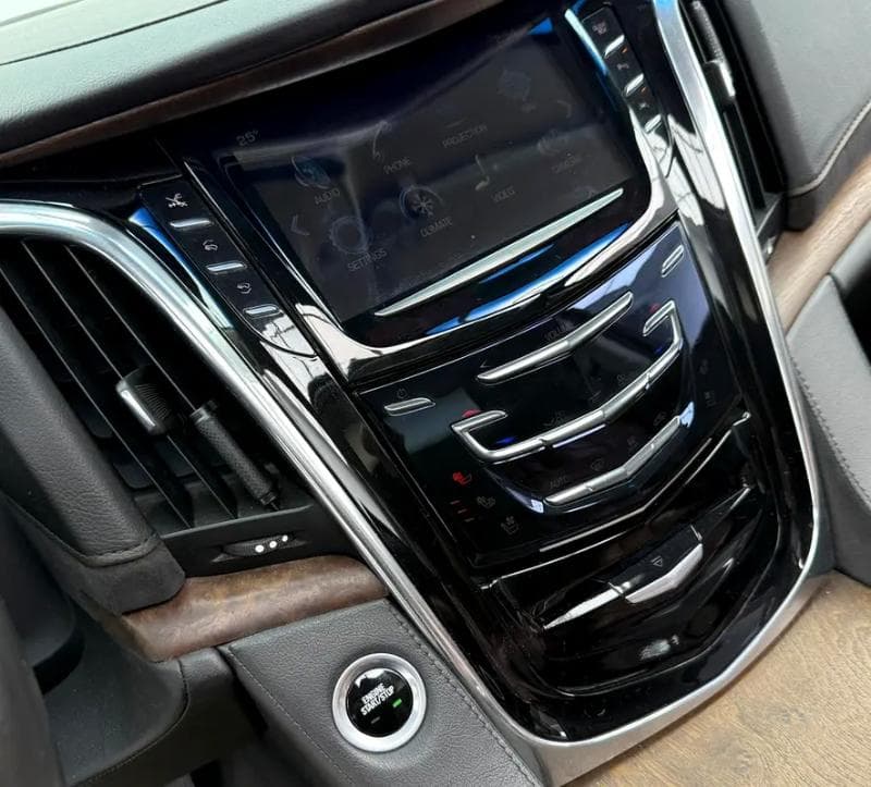 Cadillac ESCALADE - 10