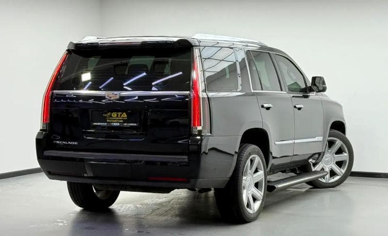Cadillac ESCALADE - 4