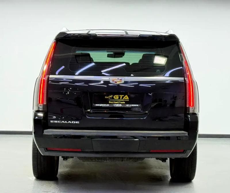 Cadillac ESCALADE - 5