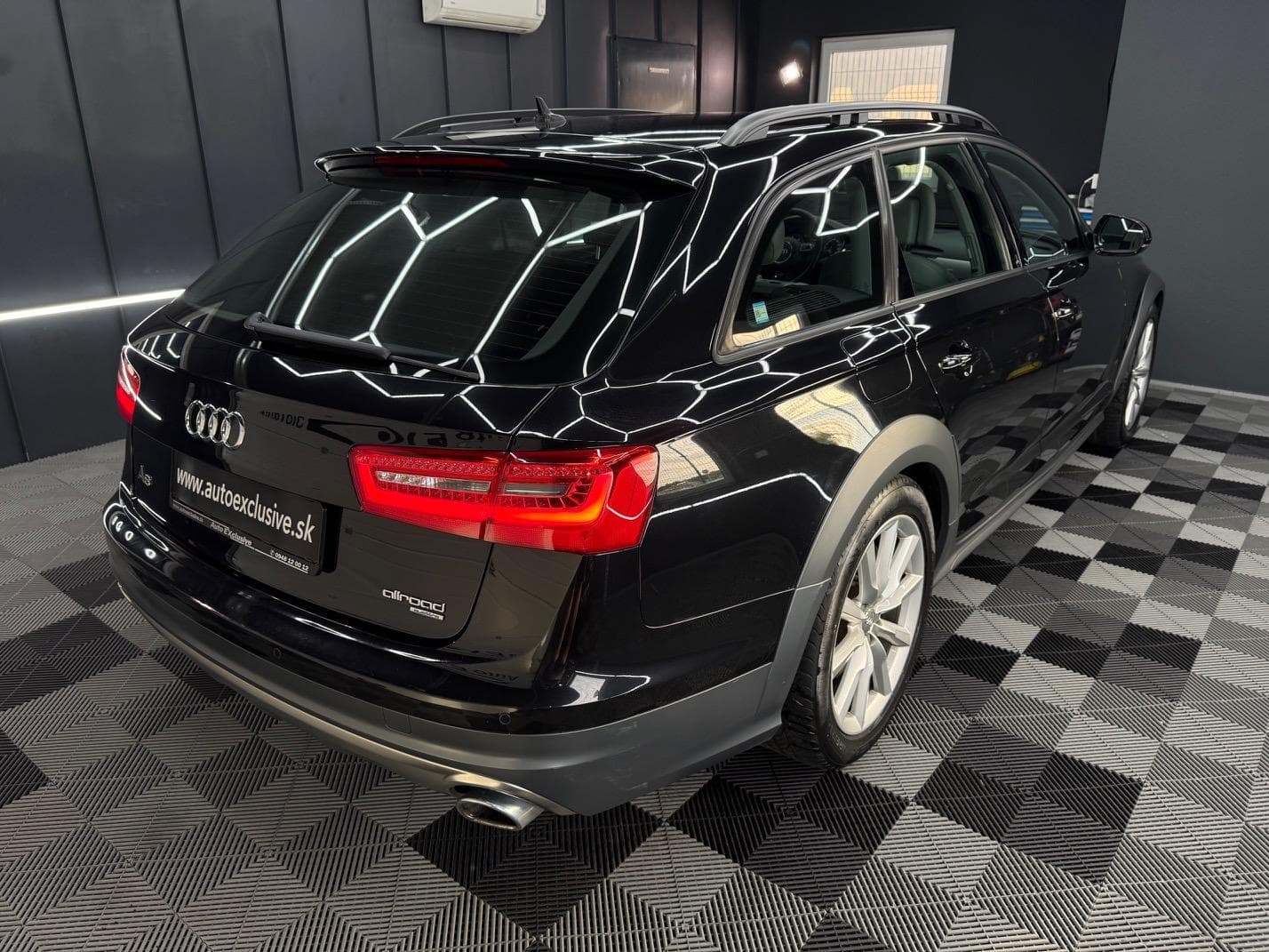 Audi A6 - 8