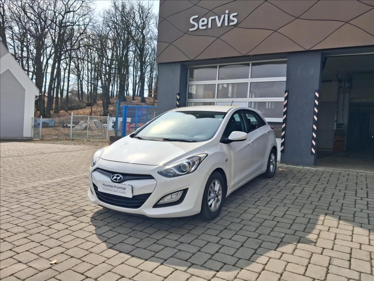 Hyundai i30 1,6 Trikolor