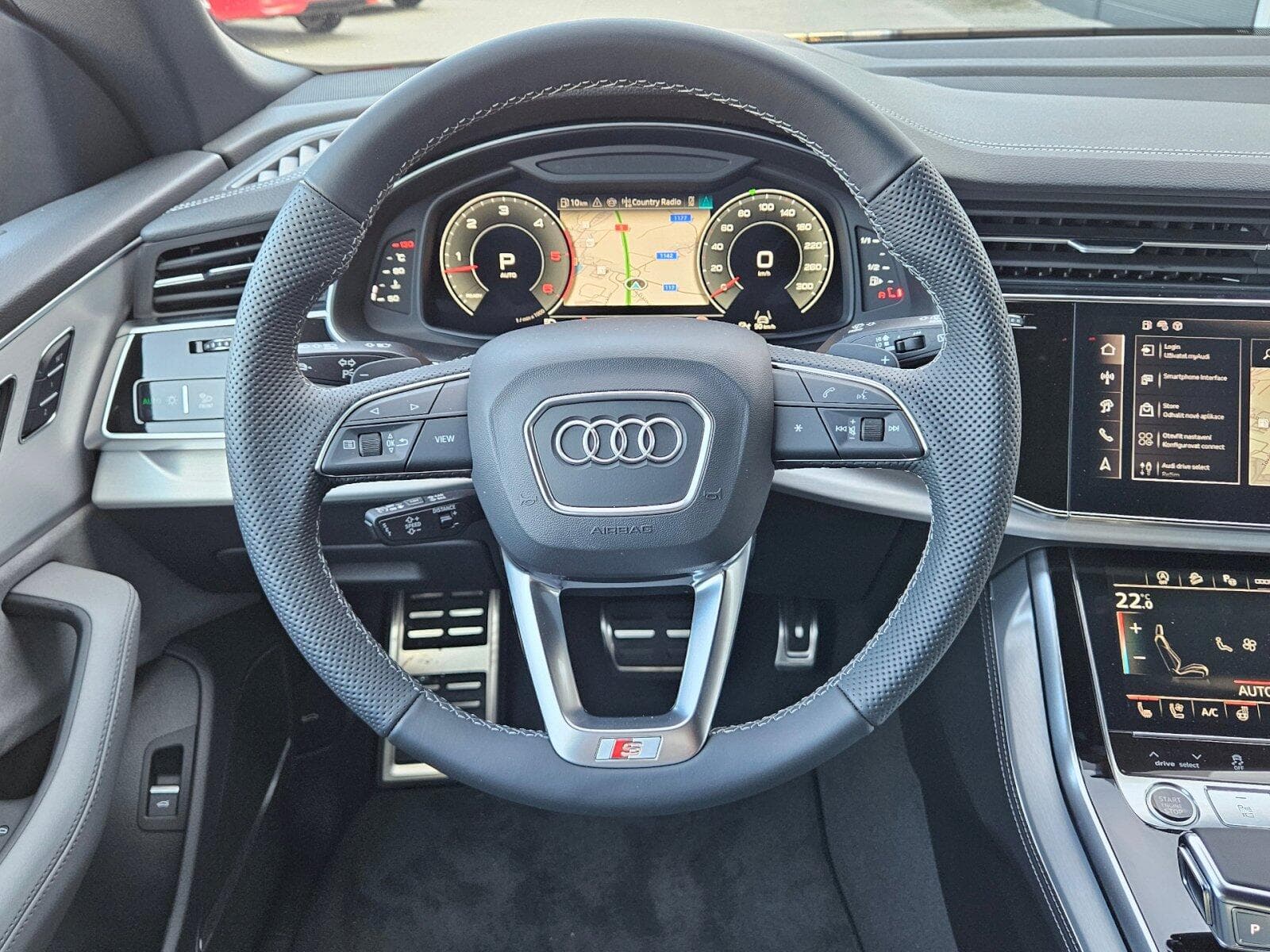 Audi Q8 - 5
