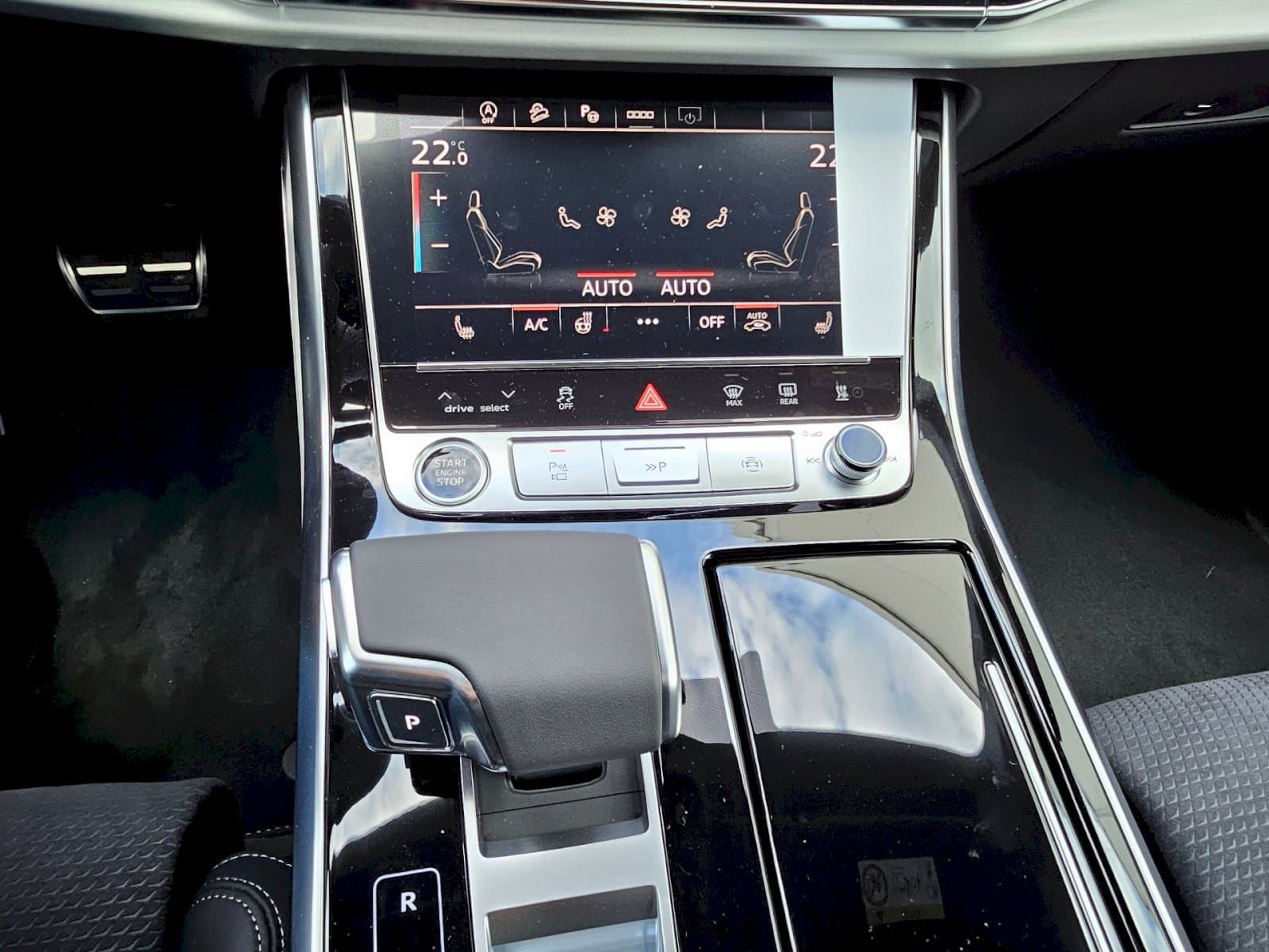 Audi Q8 - 11