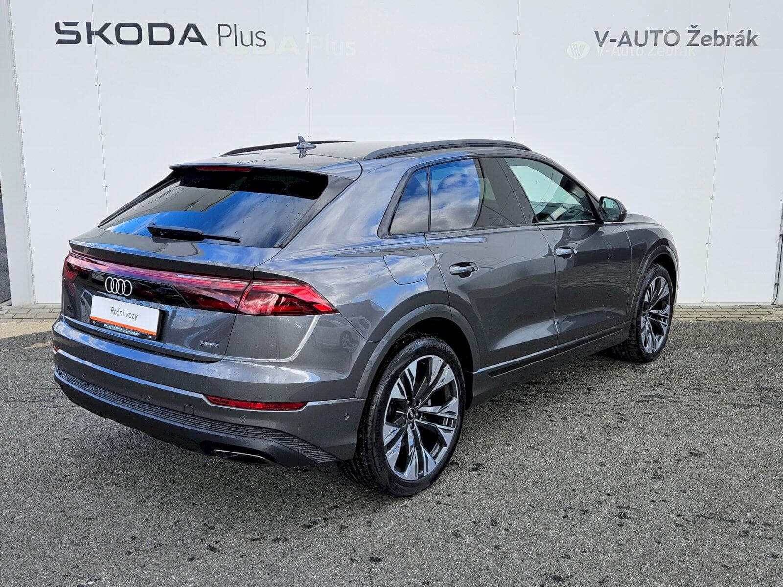 Audi Q8 - 2