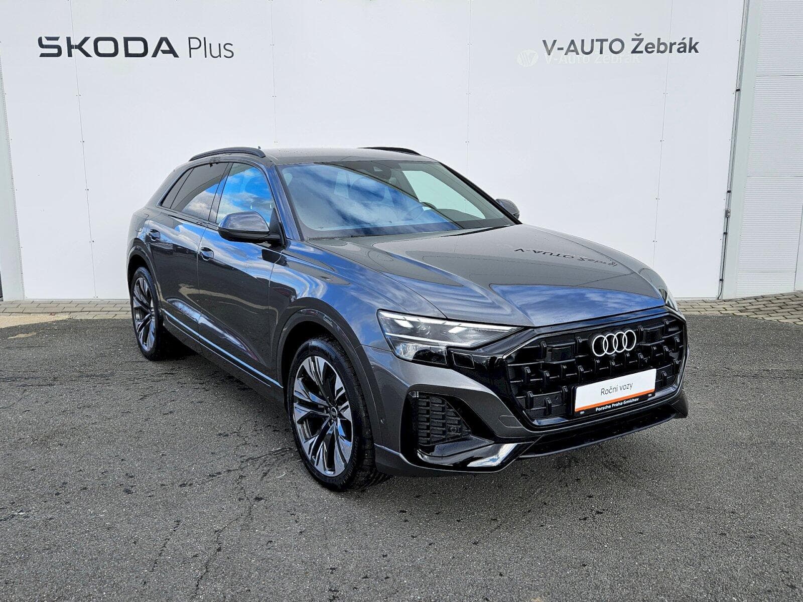 Audi Q8 - 7