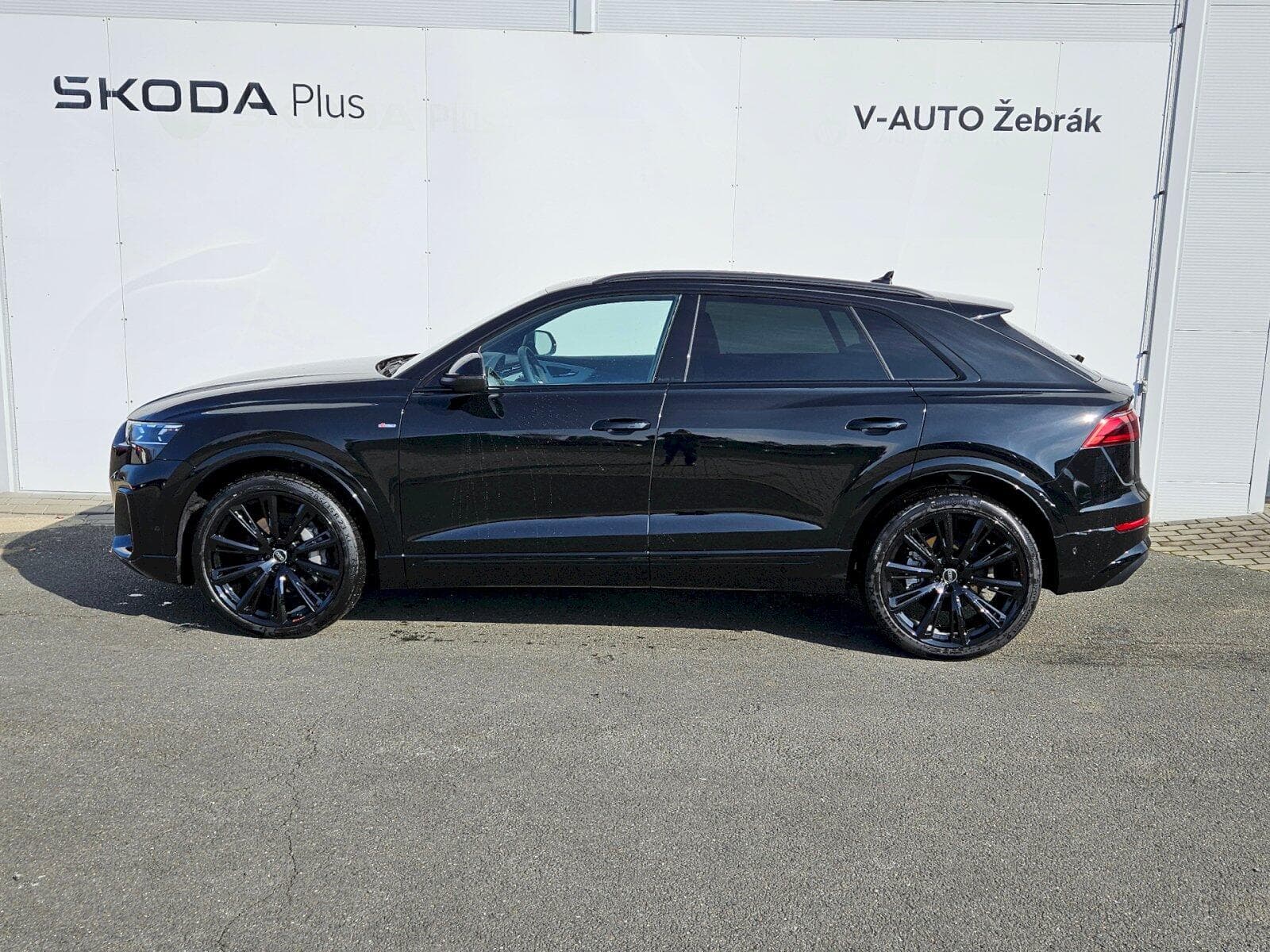 Audi Q8 - 3