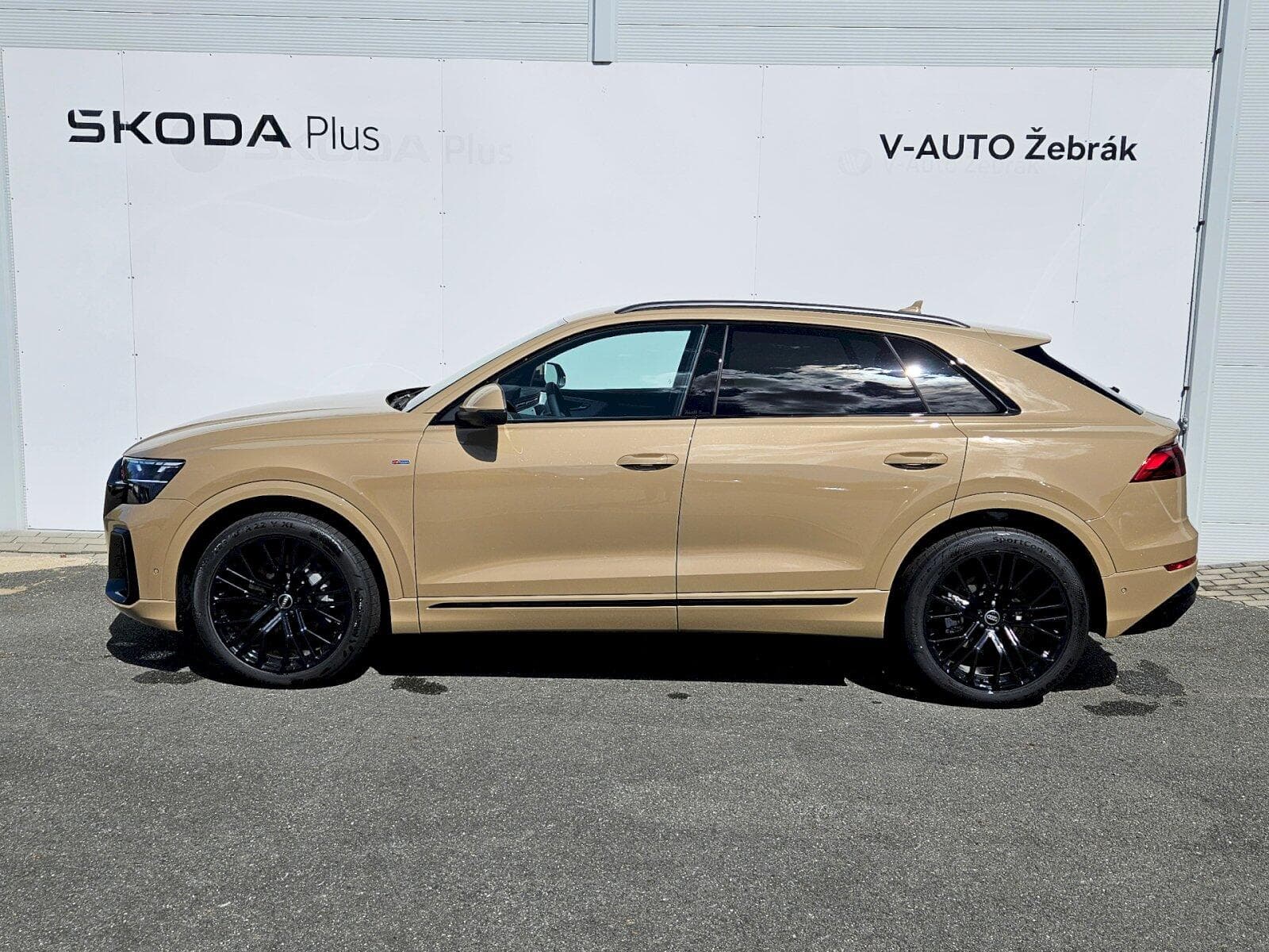 Audi Q8 - 3