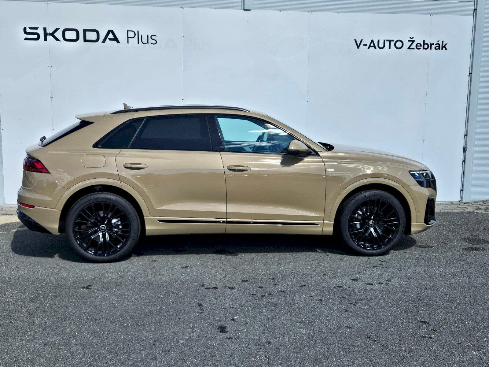 Audi Q8 - 7