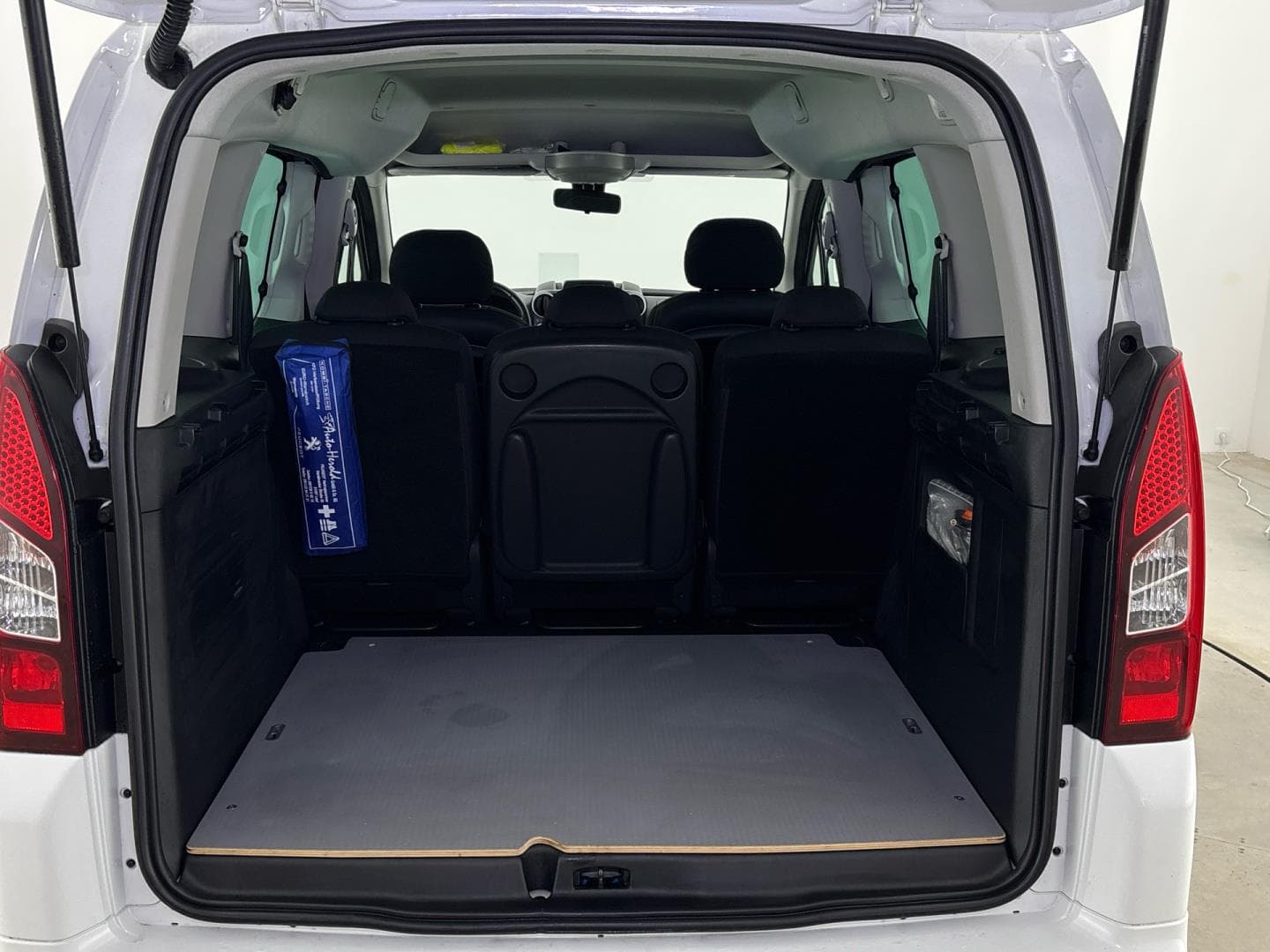 2016 Peugeot Partner - 37