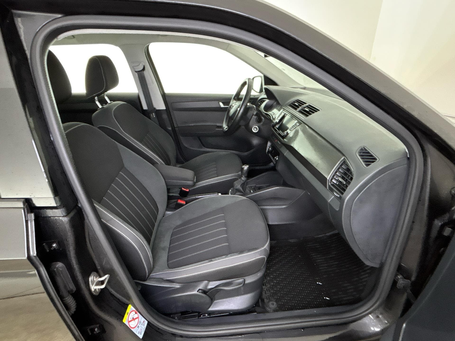 2021 Škoda FABIA - 9