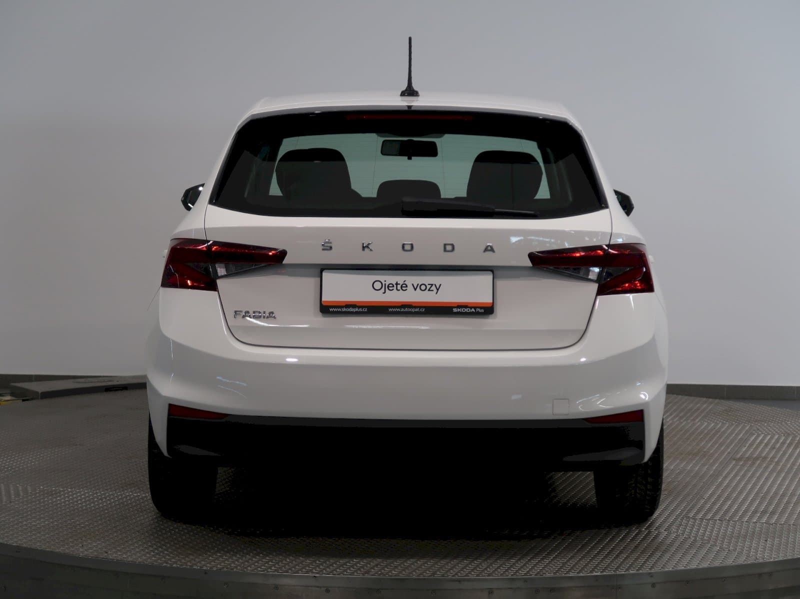 Škoda FABIA - 9