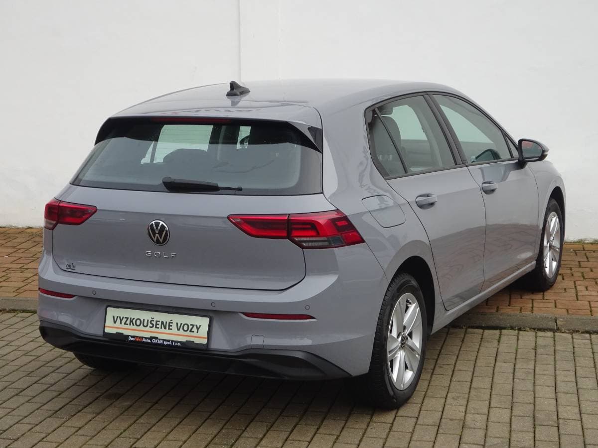 Volkswagen GOLF - 6