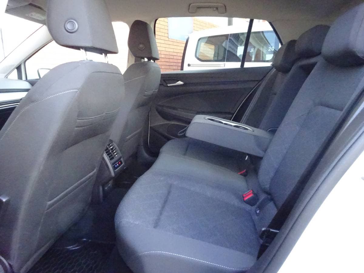 Volkswagen GOLF - 56