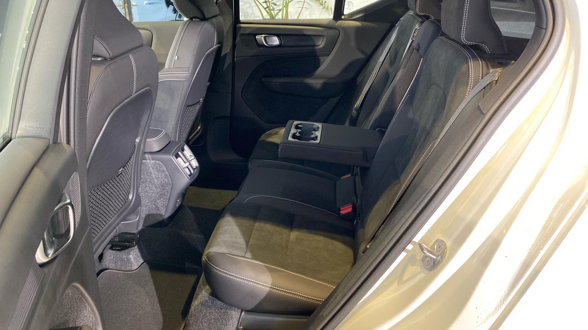 Volvo XC40 - 11