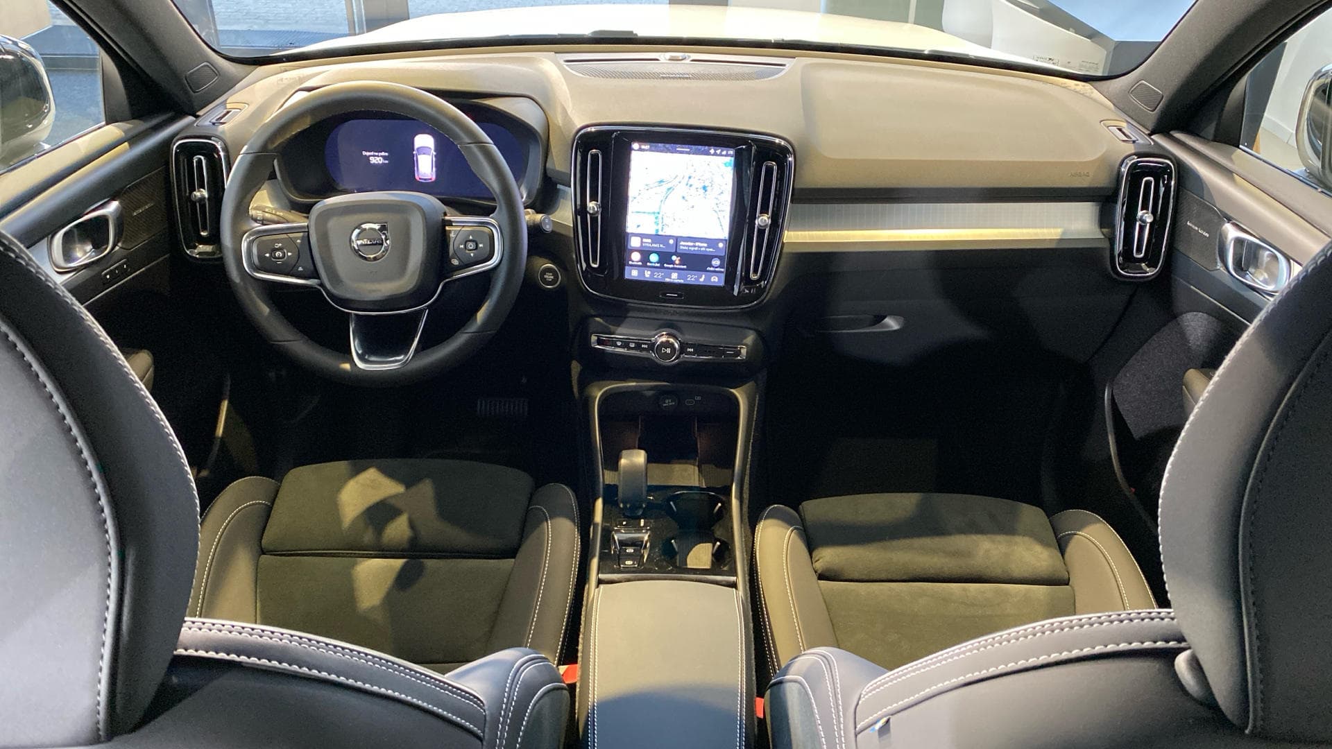 Volvo XC40 - 12