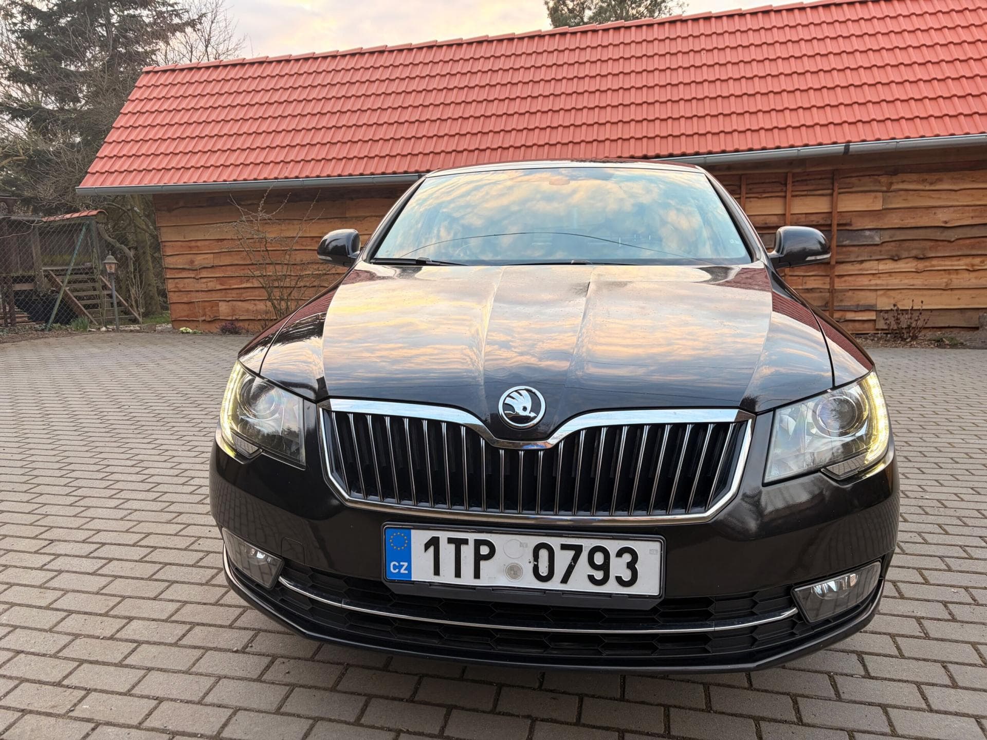 2014 Škoda SUPERB - 9