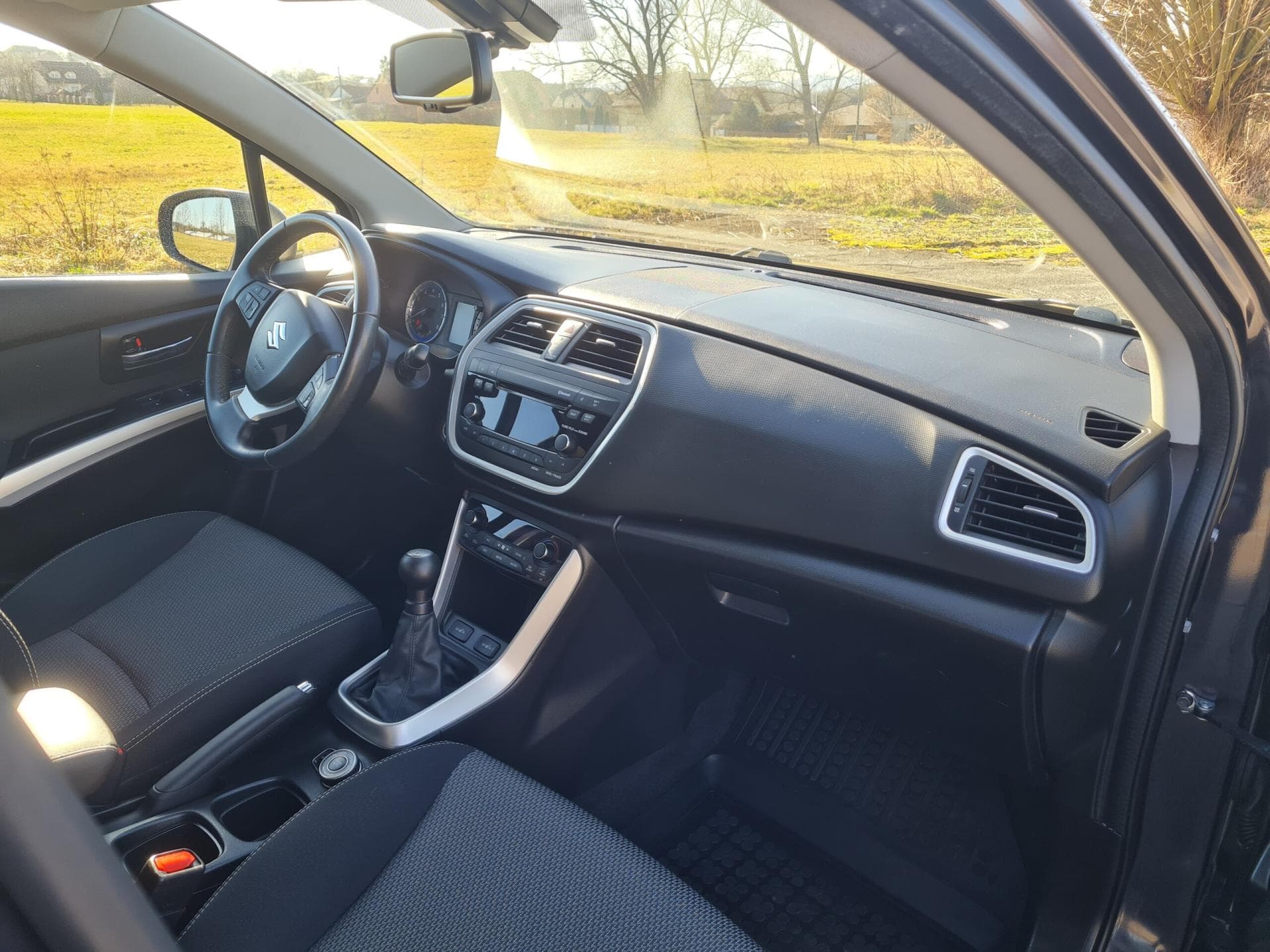 2014 Suzuki S-CROSS - 8