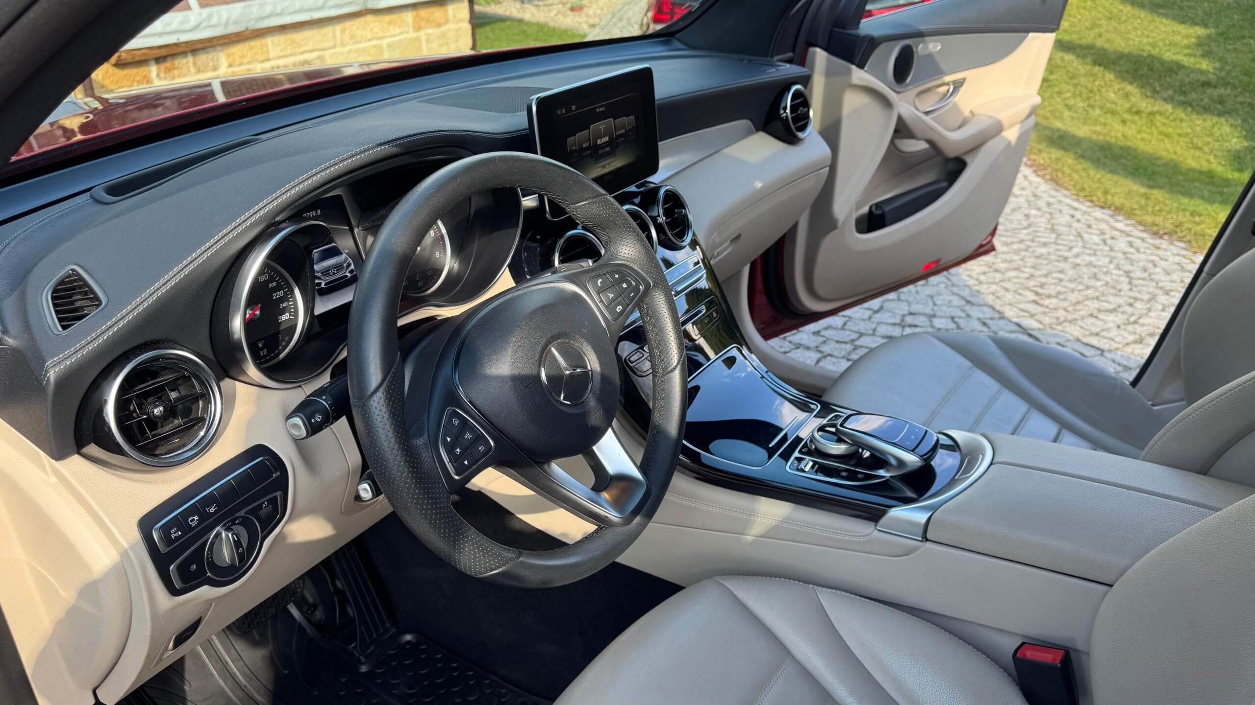 2017 Mercedes-Benz Glc - 11