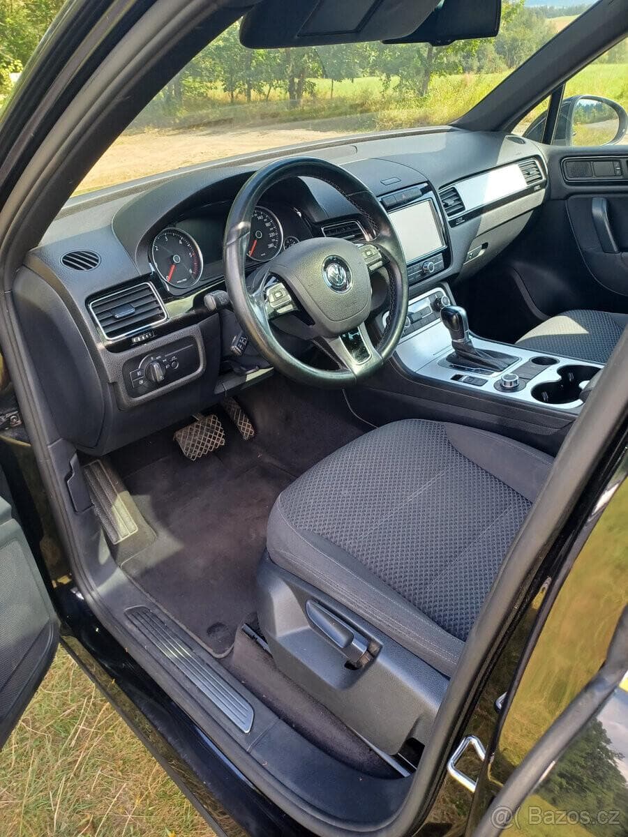 Volkswagen Touareg - 21