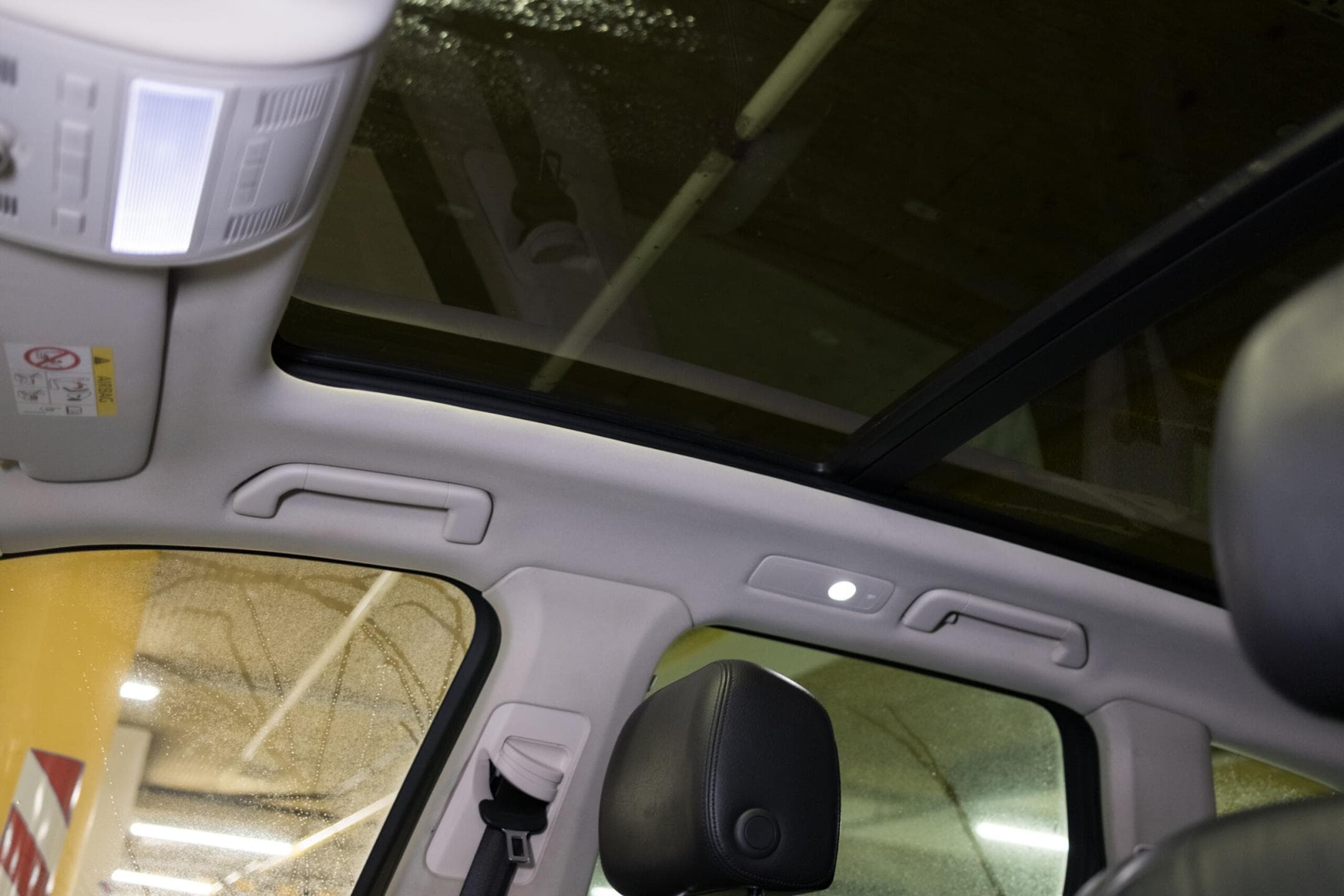 2014 Volkswagen Touareg - 89