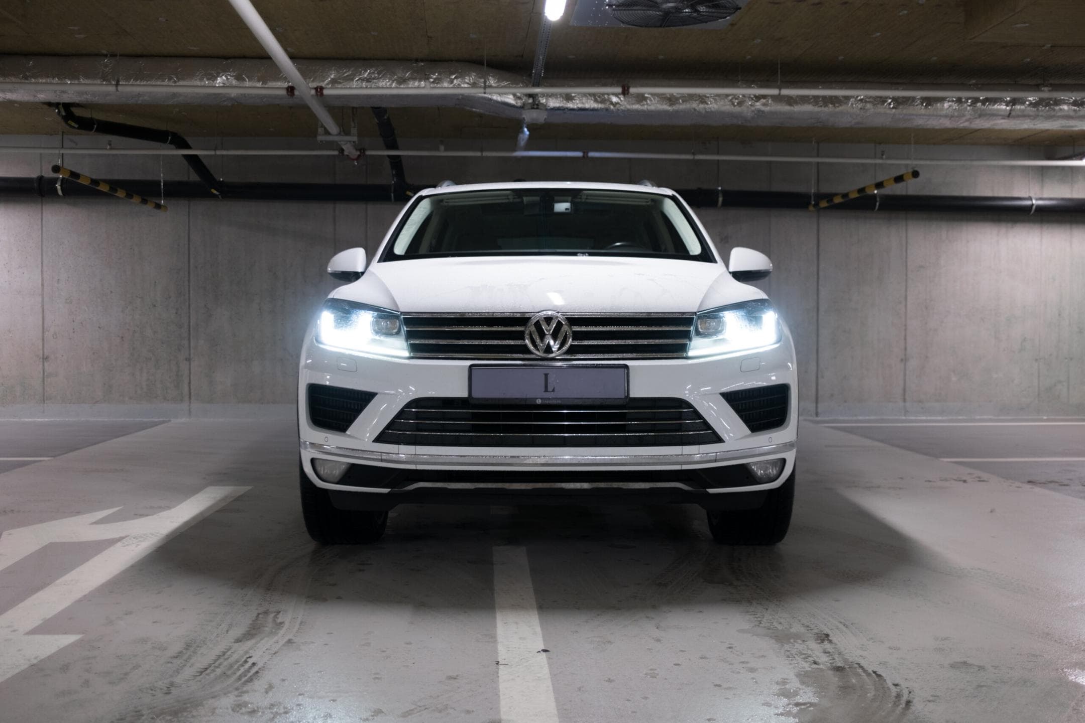 2014 Volkswagen Touareg - 17