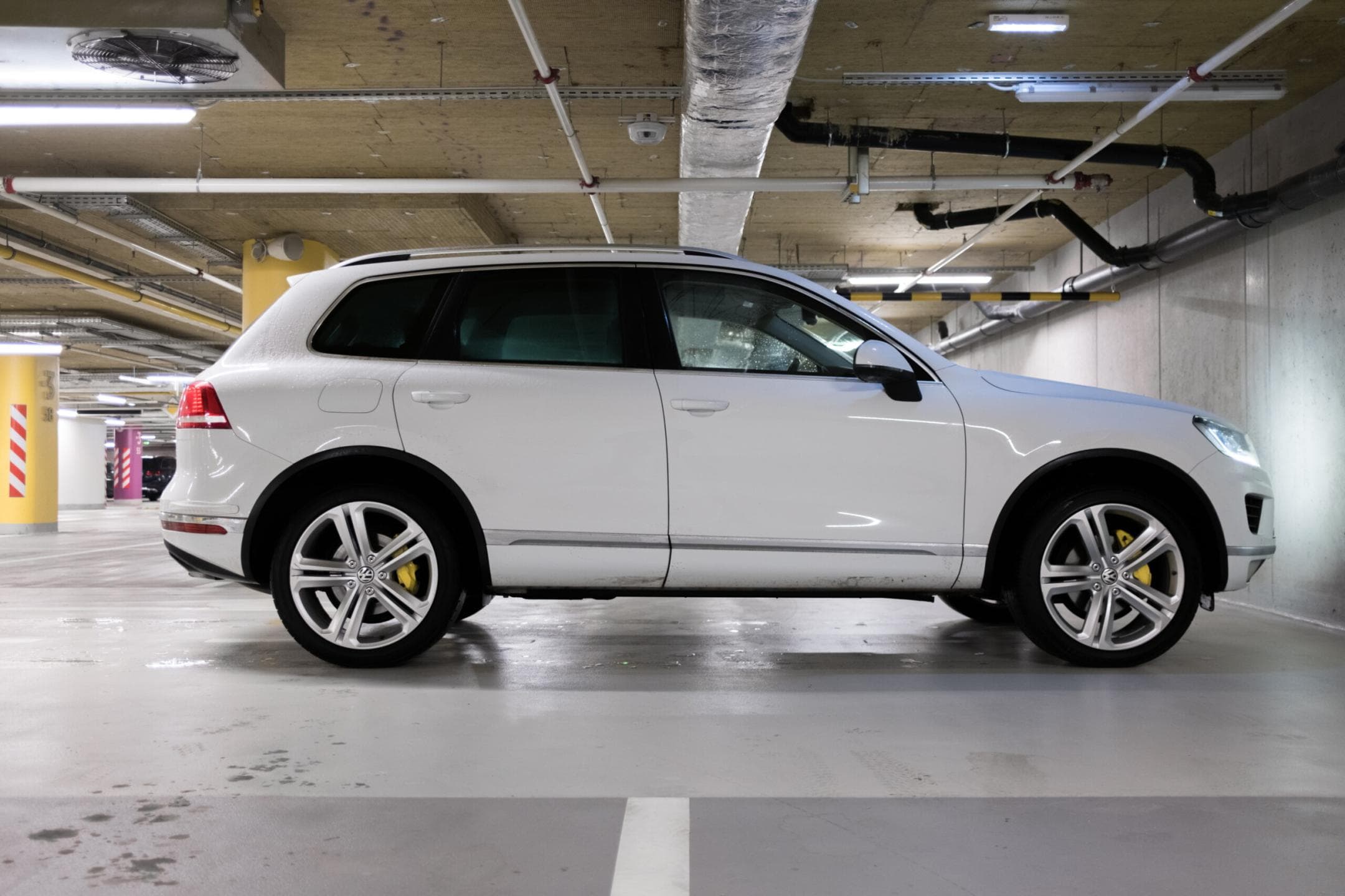 2014 Volkswagen Touareg - 57