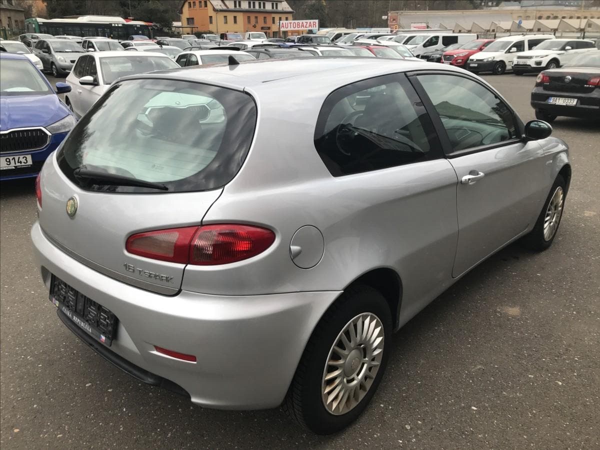 2005 Alfa Romeo 147 - 5