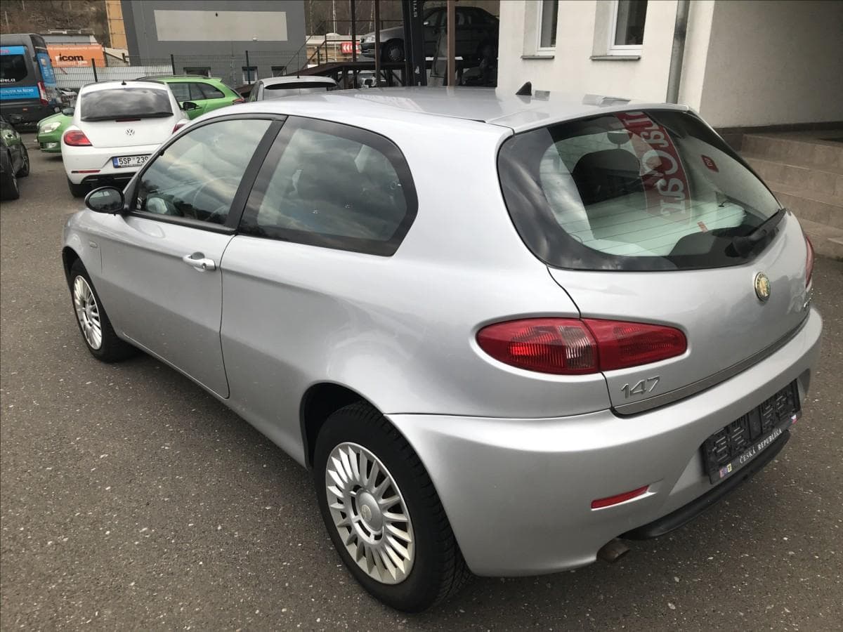 2005 Alfa Romeo 147 - 6