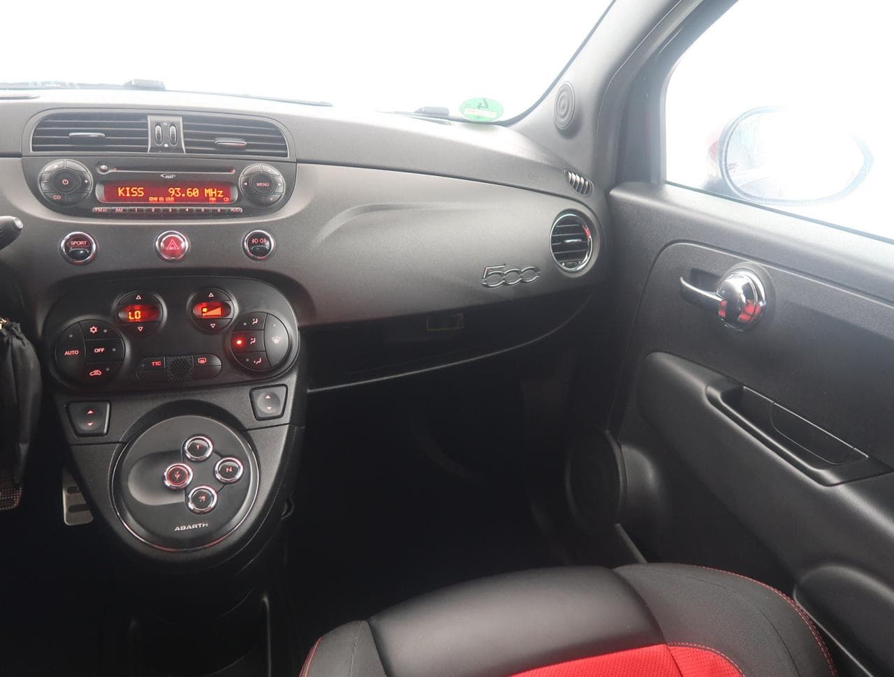 2013 Abarth 500 - 11